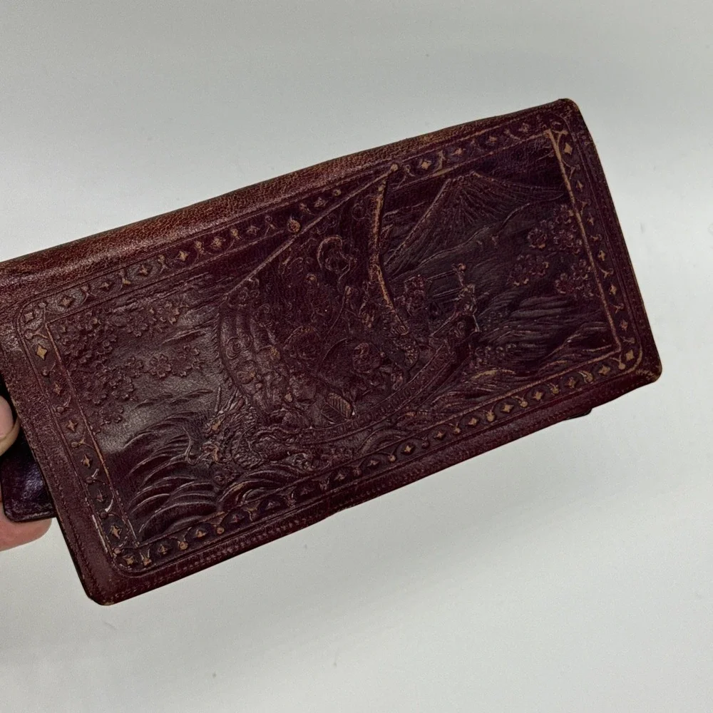 Vintage Leather Wallet With Dragon Sailing 6 Passengers Boat Island Japan MTN‎